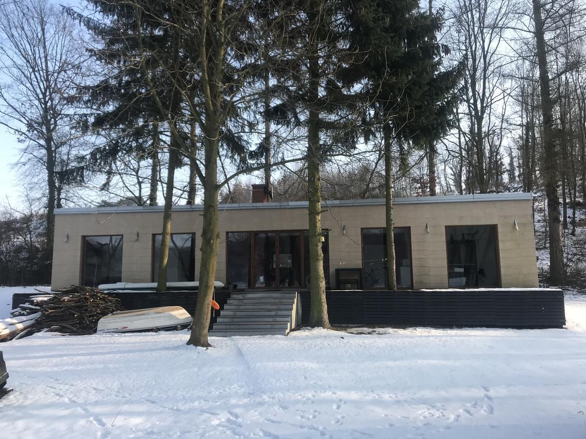 Dom Nad Jeziorem Gwiazda Wojcin  Exterior photo